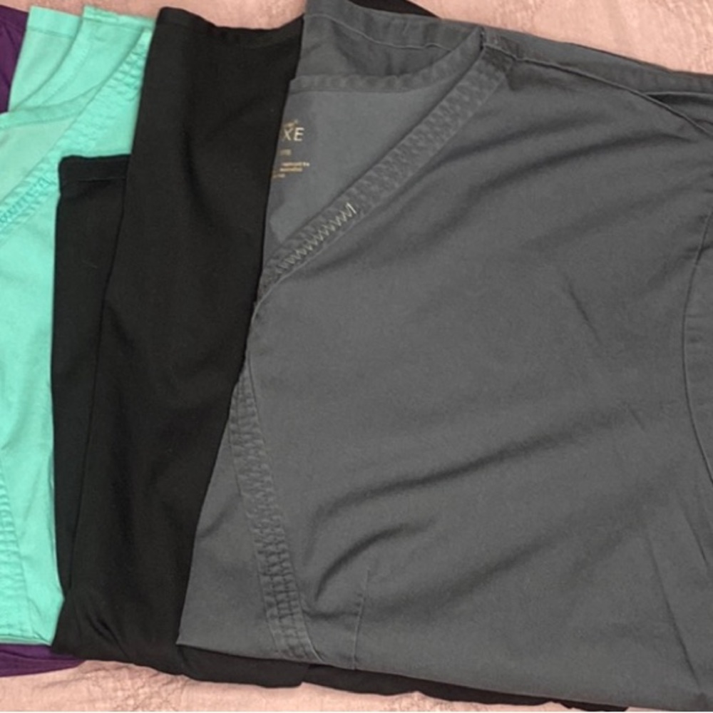 Cherokee Luce Scrub Top Collection